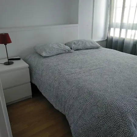 Estudio. Sada, A Coruna. *