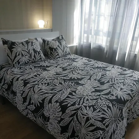 Estudio. Sada, A Coruna. * Sada